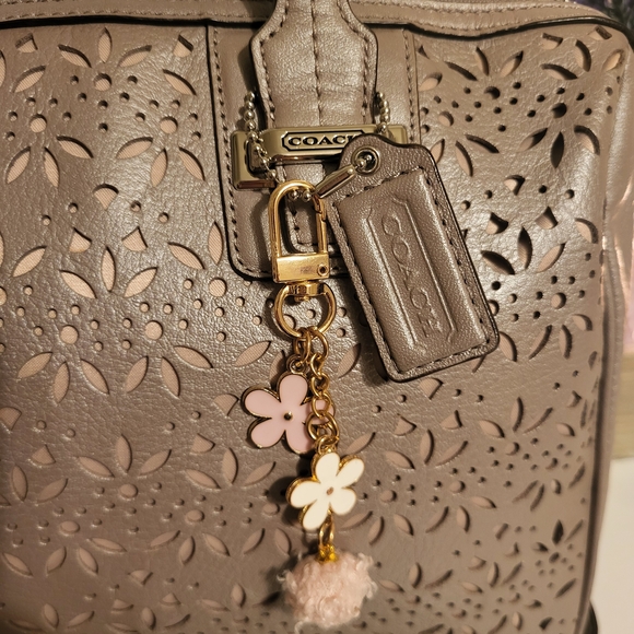 Coach Taylor Eyelet Leather Satchel Crossbody 27392 Putty - Picture 5 of 13